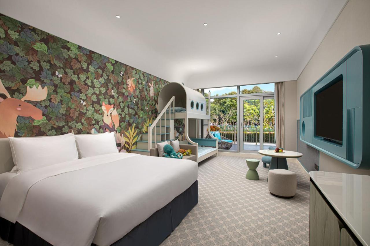 Xiamen International Seaside Hotel -Hotel Corridor Leads To The Stone Exhibition Hall Exterior foto